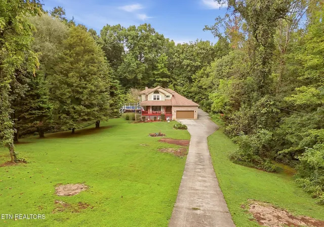 Photo 2 of Single family home for sale at 9417 Jim Loy Dr, Strawberry Plains, TN 37871 | MLS# 1356724 | Listing updated on 2026-09-25