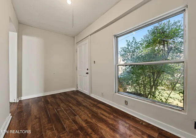 Photo 3 of Single family home for sale at 1508 Mitchell St, Knoxville, TN 37917 | MLS# 1356693 | Listing updated on 2026-09-25