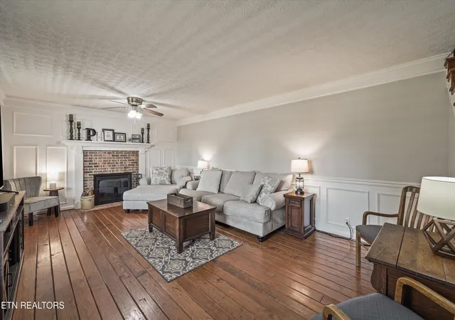 Photo 3 of Single family home for sale at 2610 Renea Dr, Louisville, TN 37777 | MLS# 1356684 | Listing updated on 2026-09-26