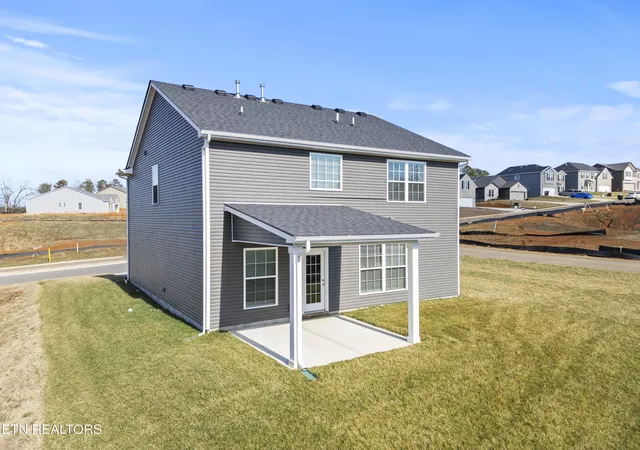 Photo 3 of Single family home for sale at 107 Clover Meadow Ln, Maryville, TN 37801 | MLS# 1356352 | Listing updated on 2026-09-24
