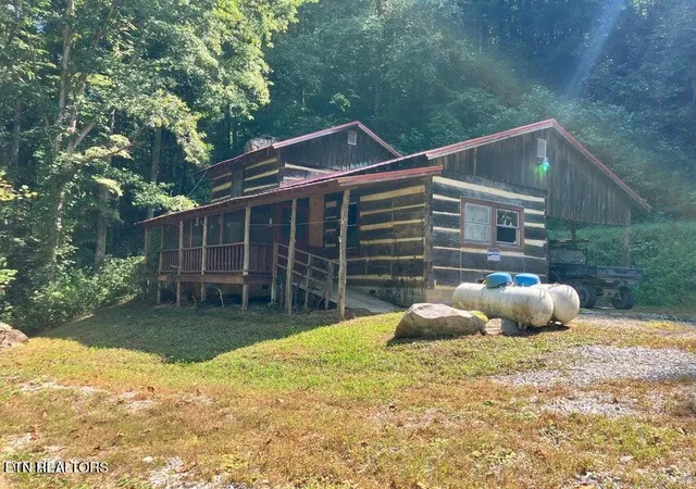Photo 1 of Single family home for sale at 115&117 Sycamore Cir, Sneedville, TN 37869 | MLS# 1356335 | Listing updated on 2026-09-22