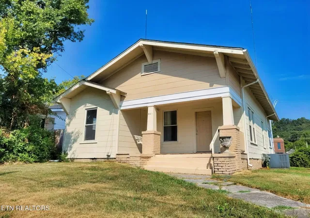 Photo 1 of Sale Pending at 541 Cedar Ave, Knoxville, TN 37917 | MLS# 1356336 | Listing updated on 2026-10-27