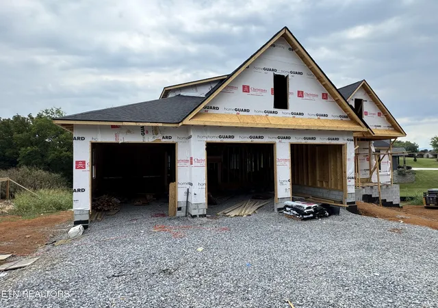 Photo 1 of Single family home for sale at 137 Itawa Tr, Vonore, TN 37885 | MLS# 1356346 | Listing updated on 2026-09-22