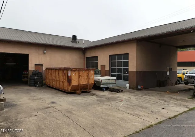 Photo 4 of Land for sale at 113 N 18th Street, Middlesboro, KY 40965 | MLS# 1356342 | Listing updated on 2026-09-22