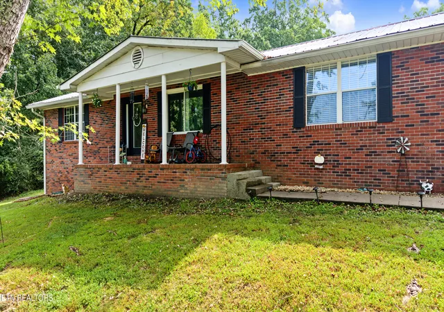 Photo 4 of Single family home for sale at 2616 Jericho Rd, Maryville, TN 37803 | MLS# 1356345 | Listing updated on 2026-09-22