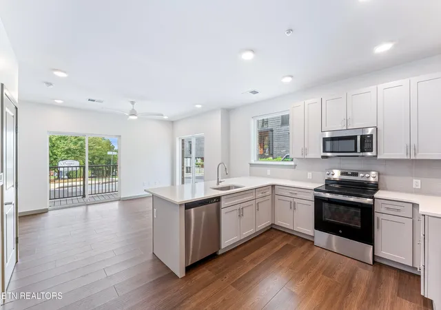 Photo 1 of Sale Pending at 515 Cafego Pl #111, Knoxville, TN 37902 | MLS# 1356376 | Listing updated on 2026-09-22