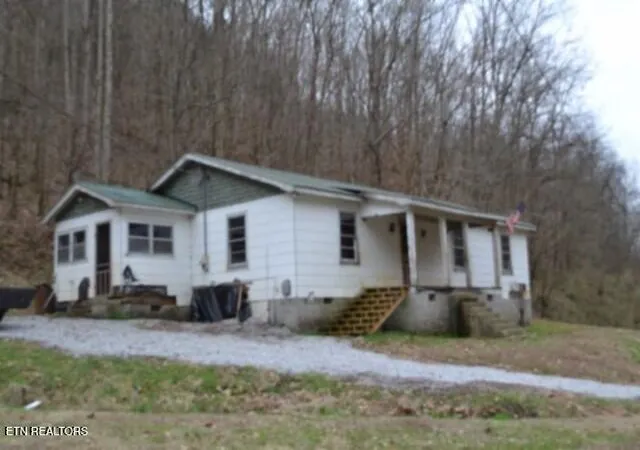 Photo 3 of Single family home for sale at 290 Hazel Huffines Ln, Whitleyville, TN 38588 | MLS# 1356379 | Listing updated on 2026-09-22