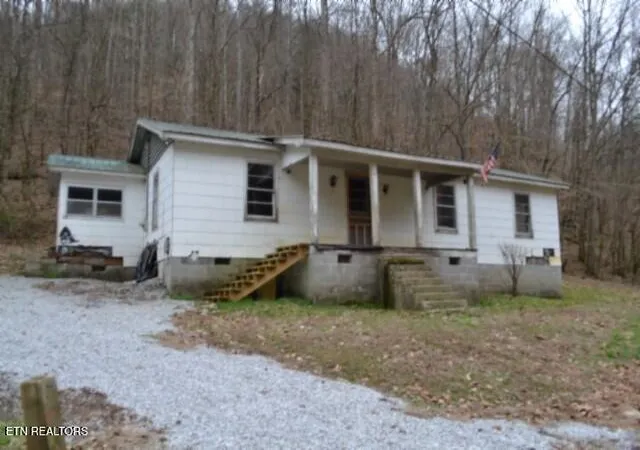Photo 3 of Single family home for sale at 290 Hazel Huffines Ln, Whitleyville, TN 38588 | MLS# 1356379 | Listing updated on 2026-09-22