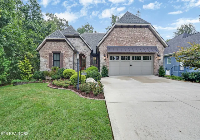 Photo 3 of Single family home for sale at 235 Forest Hl Dr, Crossville, TN 38558 | MLS# 1356506 | Listing updated on 2026-09-23
