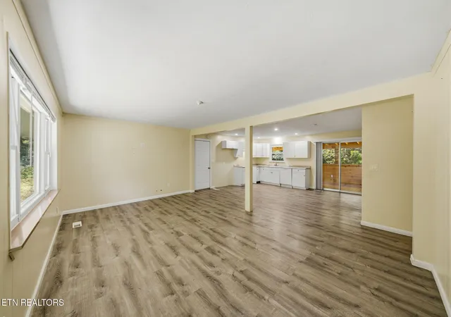 Photo 4 of Single family home for sale at 2022 Center Rd, Pigeon Forge, TN 37863 | MLS# 1356406 | Listing updated on 2026-09-23