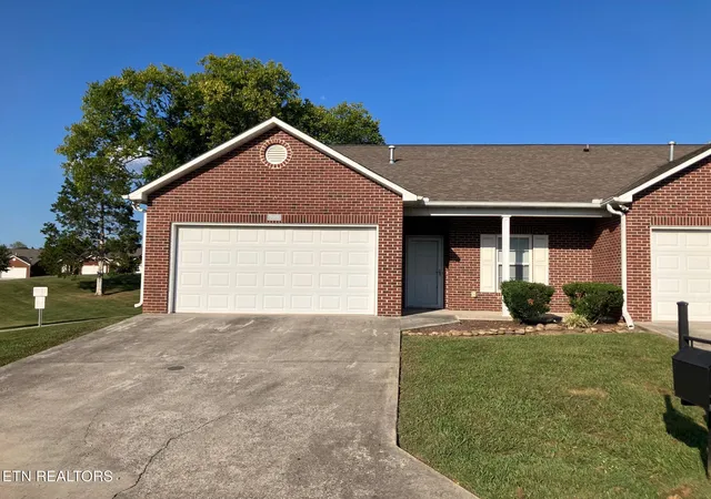 Photo 3 of Single family home for sale at 7801 Rocky Mountain High Blvd, Knoxville, TN 37918 | MLS# 1356409 | Listing updated on 2026-10-07