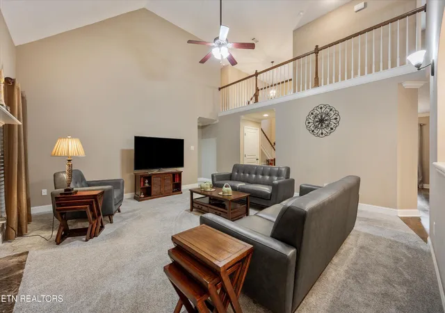 Photo 3 of Single family home for sale at 2684 Berringer Sta Ln, Knoxville, TN 37932 | MLS# 1356594 | Listing updated on 2026-10-15