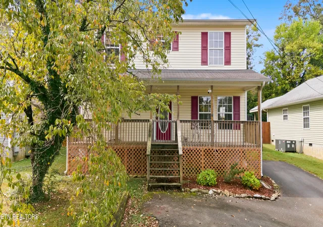 Photo 1 of Single family home for sale at 5712 Aster Rd, Knoxville, TN 37918 | MLS# 1356846 | Listing updated on 2026-09-26