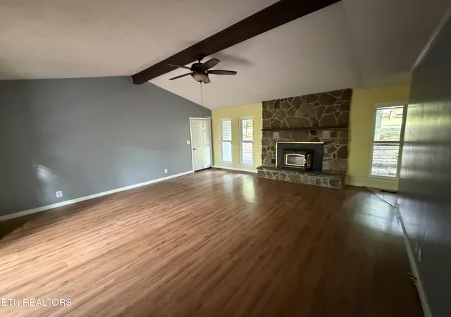Photo 3 of Single family home for sale at 157 Lakeshire Dr, Crossville, TN 38558 | MLS# 1356419 | Listing updated on 2026-09-24