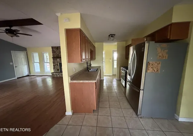 Photo 4 of Single family home for sale at 157 Lakeshire Dr, Crossville, TN 38558 | MLS# 1356419 | Listing updated on 2026-09-24