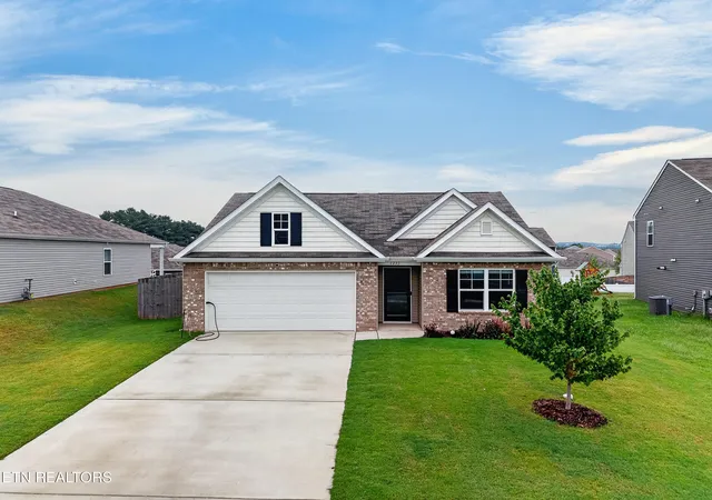 Photo 1 of Single family home for sale at 1233 Cole Dr, Talbott, TN 37877 | MLS# 1356425 | Listing updated on 2026-09-25