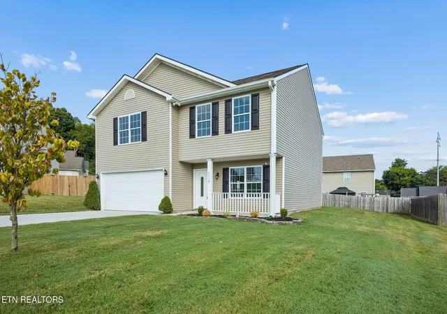 Photo 2 of Single family home for sale at 9409 Calla Lilly Ln, Mascot, TN 37806 | MLS# 1356456 | Listing updated on 2026-09-23
