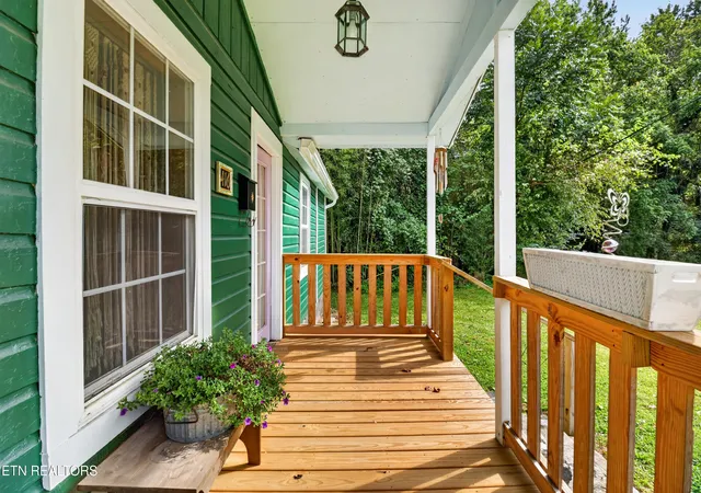 Photo 2 of Single family home for sale at 416 N Brownlow St, Rogersville, TN 37857 | MLS# 1356452 | Listing updated on 2026-09-24