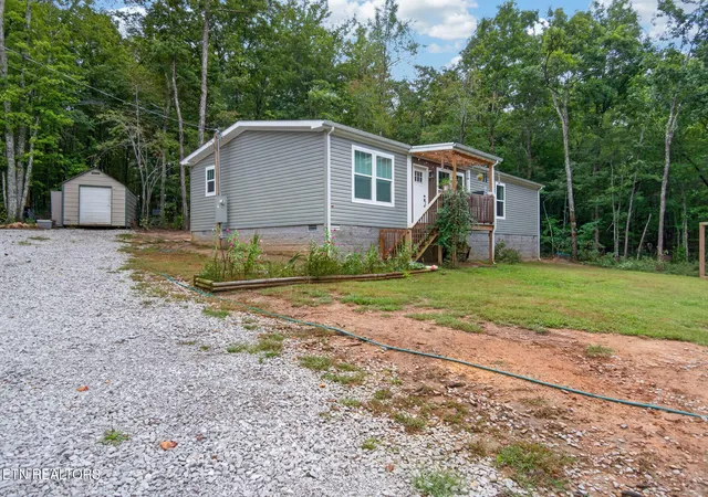 Photo 2 of Single family home for sale at 243 Cinnamon Cir, Crossville, TN 38571 | MLS# 1356459 | Listing updated on 2026-09-23
