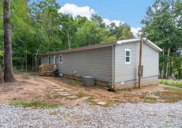 Photo 3 of Single family home for sale at 243 Cinnamon Cir, Crossville, TN 38571 | MLS# 1356459 | Listing updated on 2026-09-23