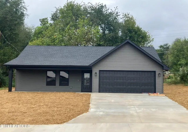 Photo 1 of Single family home for sale at 102 Campton Ln, Maynardville, TN 37807 | MLS# 1356463 | Listing updated on 2026-10-07