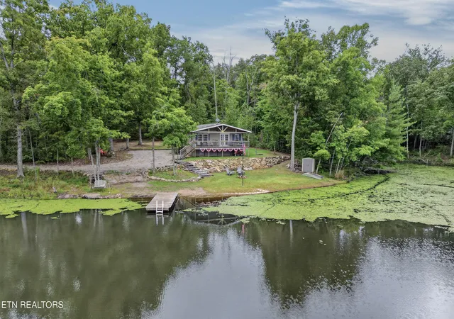 Photo 2 of Sale Pending at 236 Circle Rd, Crossville, TN 38572 | MLS# 1356743 | Listing updated on 2026-10-05