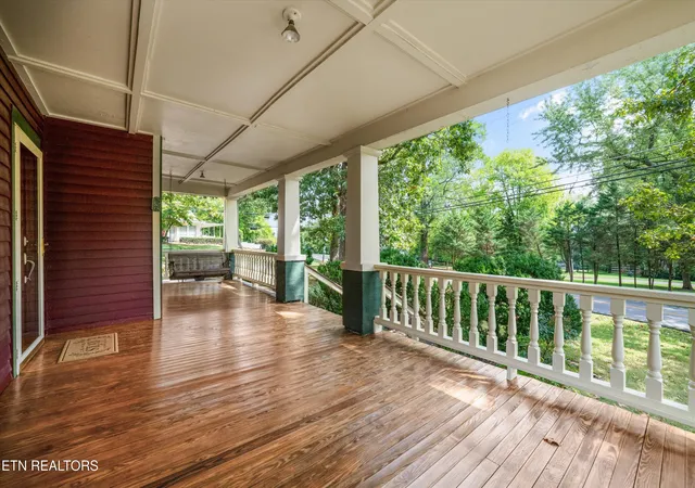 Photo 3 of Single family home for sale at 2243 Sevierville Rd, Maryville, TN 37804 | MLS# 1356770 | Listing updated on 2026-09-25