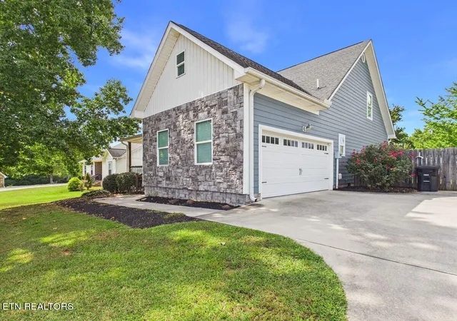 Photo 1 of Single family home for sale at 133 Timber Crk Dr, Athens, TN 37303 | MLS# 1356491 | Listing updated on 2026-09-24