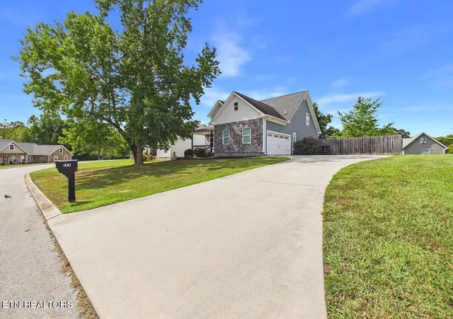 Photo 2 of Single family home for sale at 133 Timber Crk Dr, Athens, TN 37303 | MLS# 1356491 | Listing updated on 2026-09-24