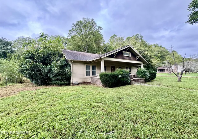 Photo 3 of Single family home for sale at 1608 Highway 116, Caryville, TN 37714 | MLS# 1356509 | Listing updated on 2026-09-25