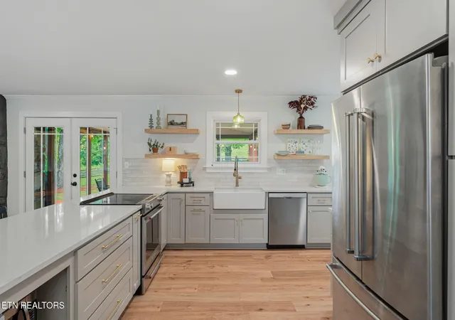 Photo 4 of Sale Pending at 224 Springvale Ln, Rockford, TN 37853 | MLS# 1356774 | Listing updated on 2026-09-29