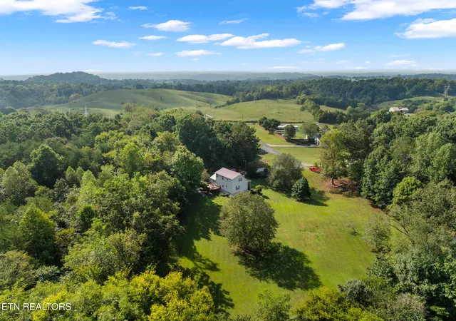 Photo 4 of Single family home for sale at 4974 Saint Paul Rd, Morristown, TN 37813 | MLS# 1356531 | Listing updated on 2026-09-24