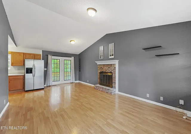 Photo 2 of Sale Pending at 115 Summerset Way, Maynardville, TN 37807 | MLS# 1356777 | Listing updated on 2026-10-03
