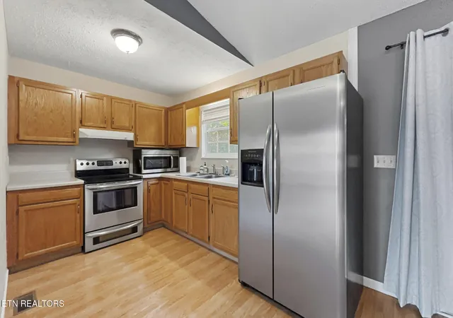 Photo 3 of Sale Pending at 115 Summerset Way, Maynardville, TN 37807 | MLS# 1356777 | Listing updated on 2026-10-03