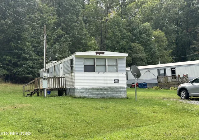Photo 4 of Single family home for sale at 10514 Salem Rd, Wise, VA 24293 | MLS# 1356557 | Listing updated on 2026-09-30