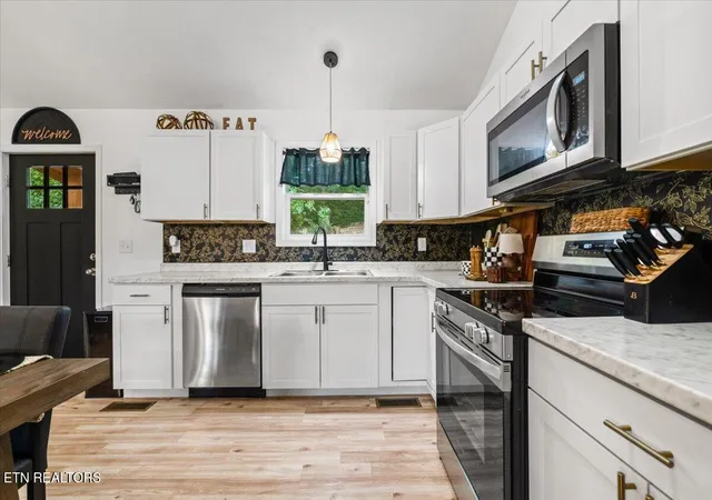 Photo 3 of Single family home for sale at 150 Hatmaker Ridge Rd, Jacksboro, TN 37757 | MLS# 1356631 | Listing updated on 2026-09-24