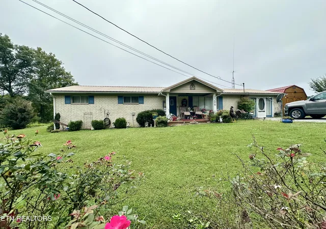 Photo 3 of Single family home for sale at 1206 Ky 1809, Bryants Store, KY 40921 | MLS# 1356558 | Listing updated on 2026-09-24