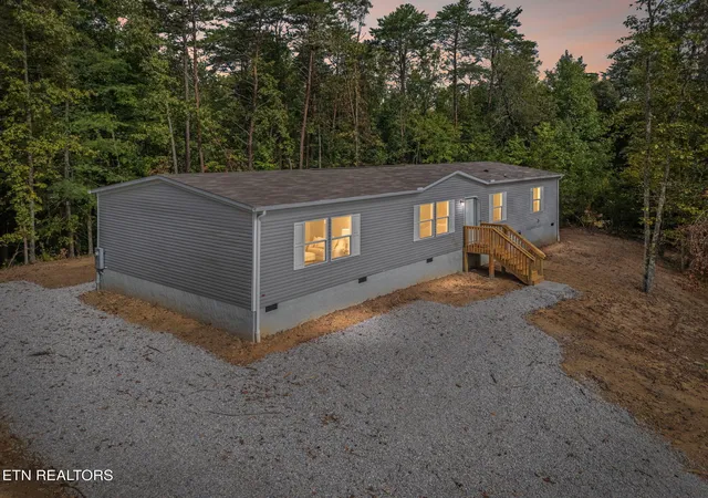 Photo 1 of Single family home for sale at 106 1st Street, Rockwood, TN 37854 | MLS# 1356607 | Listing updated on 2026-09-26