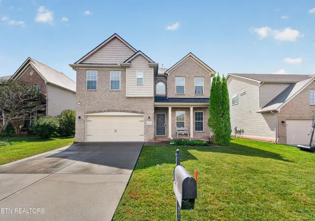 Photo 1 of Single family home for sale at 1747 Glen Shady Blvd, Knoxville, TN 37922 | MLS# 1356571 | Listing updated on 2026-10-08