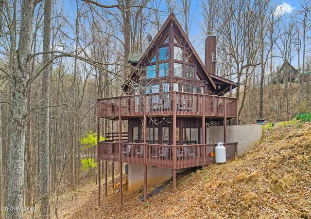 Photo 1 of Single family home for sale at 3175 Emerald Springs Loop, Sevierville, TN 37862 | MLS# 1356573 | Listing updated on 2026-09-24