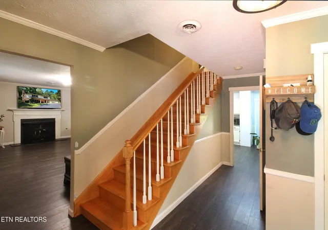 Photo 2 of Single family home for sale at 117 Mcnew Dr, Harriman, TN 37748 | MLS# 1356646 | Listing updated on 2026-09-24