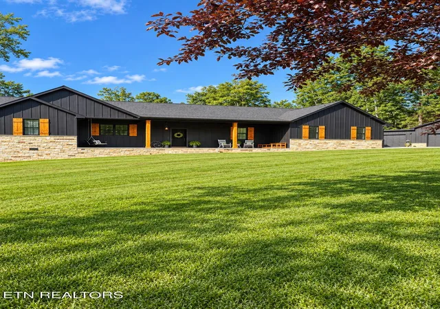 Photo 3 of Single family home for sale at 248 Emory View Rd, Lancing, TN 37770 | MLS# 1356669 | Listing updated on 2026-10-02