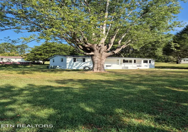 Photo 2 of Single family home for sale at 1034 Monroe Cir, Madisonville, TN 37354 | MLS# 1356748 | Listing updated on 2026-09-25