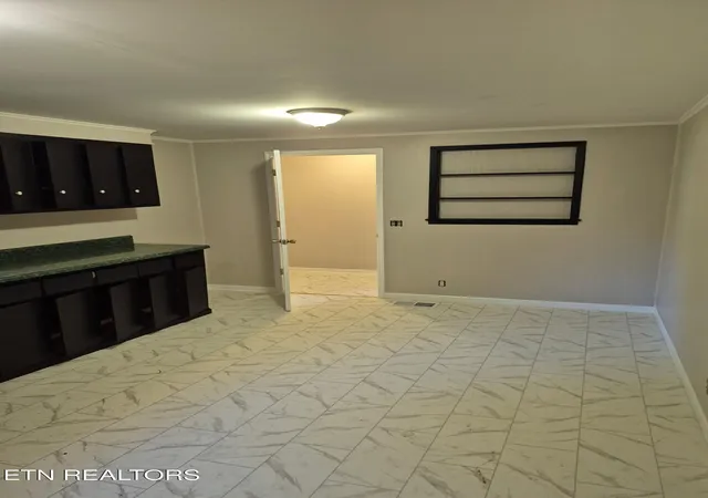 Photo 4 of Single family home for sale at 1034 Monroe Cir, Madisonville, TN 37354 | MLS# 1356748 | Listing updated on 2026-09-25