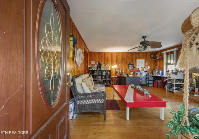 Photo 3 of Single family home for sale at 4532 E Lamar Alexander Pkwy, Walland, TN 37886 | MLS# 1356814 | Listing updated on 2026-09-25
