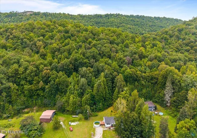 Photo 4 of Single family home for sale at 4367 Highway 297, Newcomb, TN 37819 | MLS# 1356794 | Listing updated on 2026-10-06