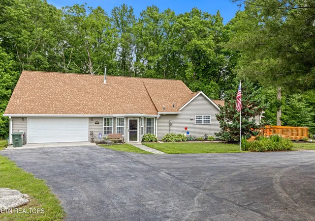 Photo 1 of Single family home for sale at 2595 Walkertown Rd, Dayton, TN 37321 | MLS# 1356795 | Listing updated on 2026-09-25