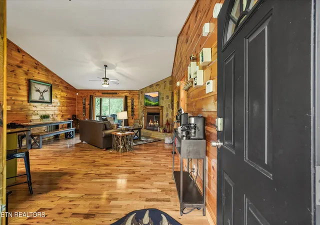 Photo 3 of Single family home for sale at 1417 Tiffany Cvs Way, Sevierville, TN 37862 | MLS# 1356831 | Listing updated on 2026-09-25
