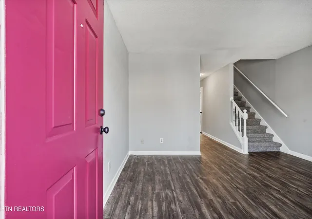 Listing Photo 2 - Condo for sale in building located at 942 Piney Grv Church Rd, Knoxville, TN 37909 - Unit #C-4