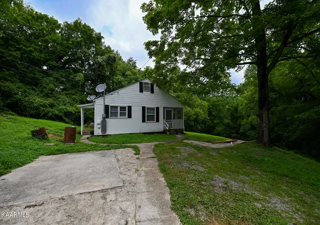 Single family home for sale at 8905 Childress Rd, Powell, TN 37849 | MLS# 1357590